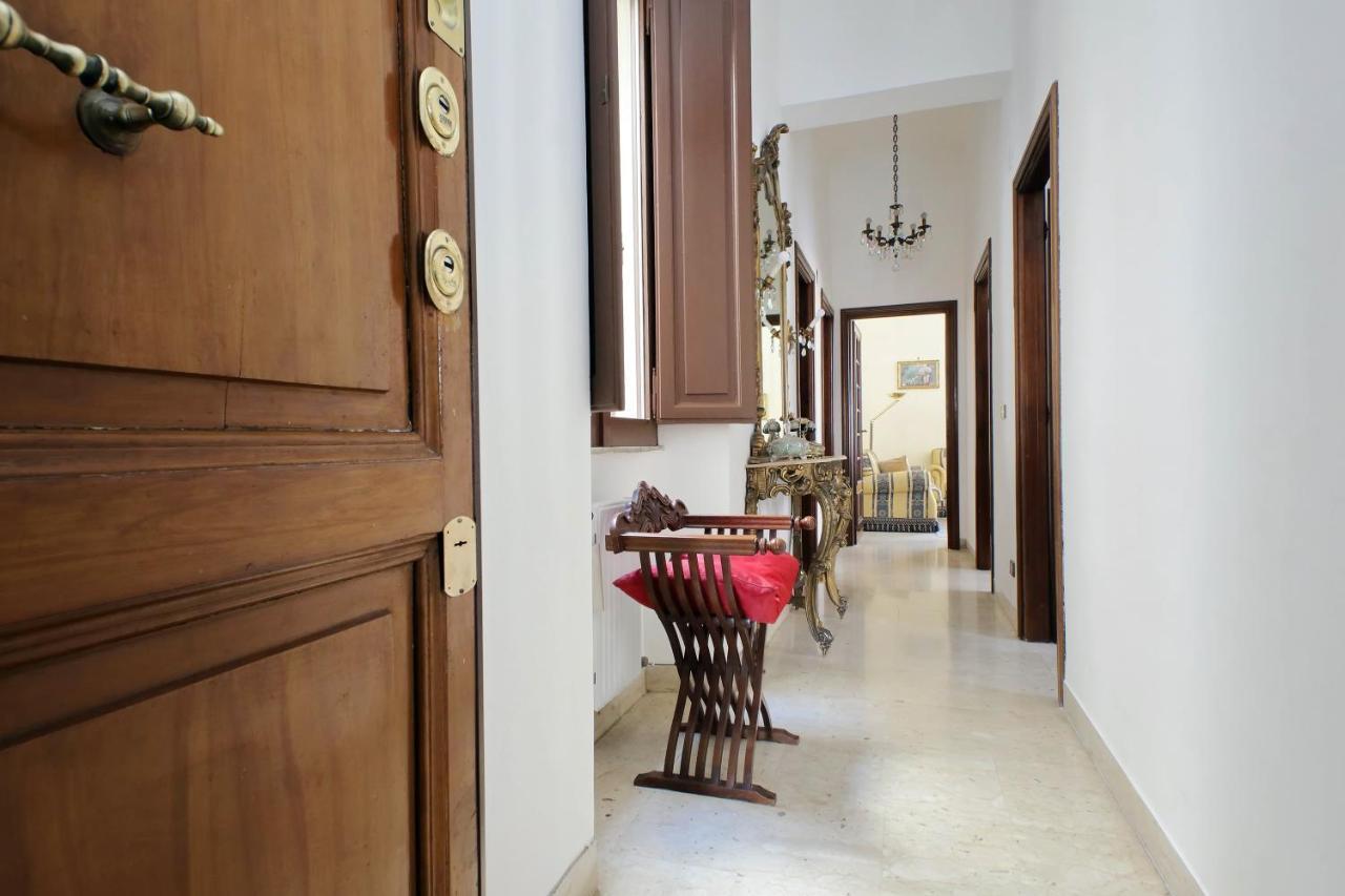 Апартаменты Luxury Domus Amadora Рим Экстерьер фото